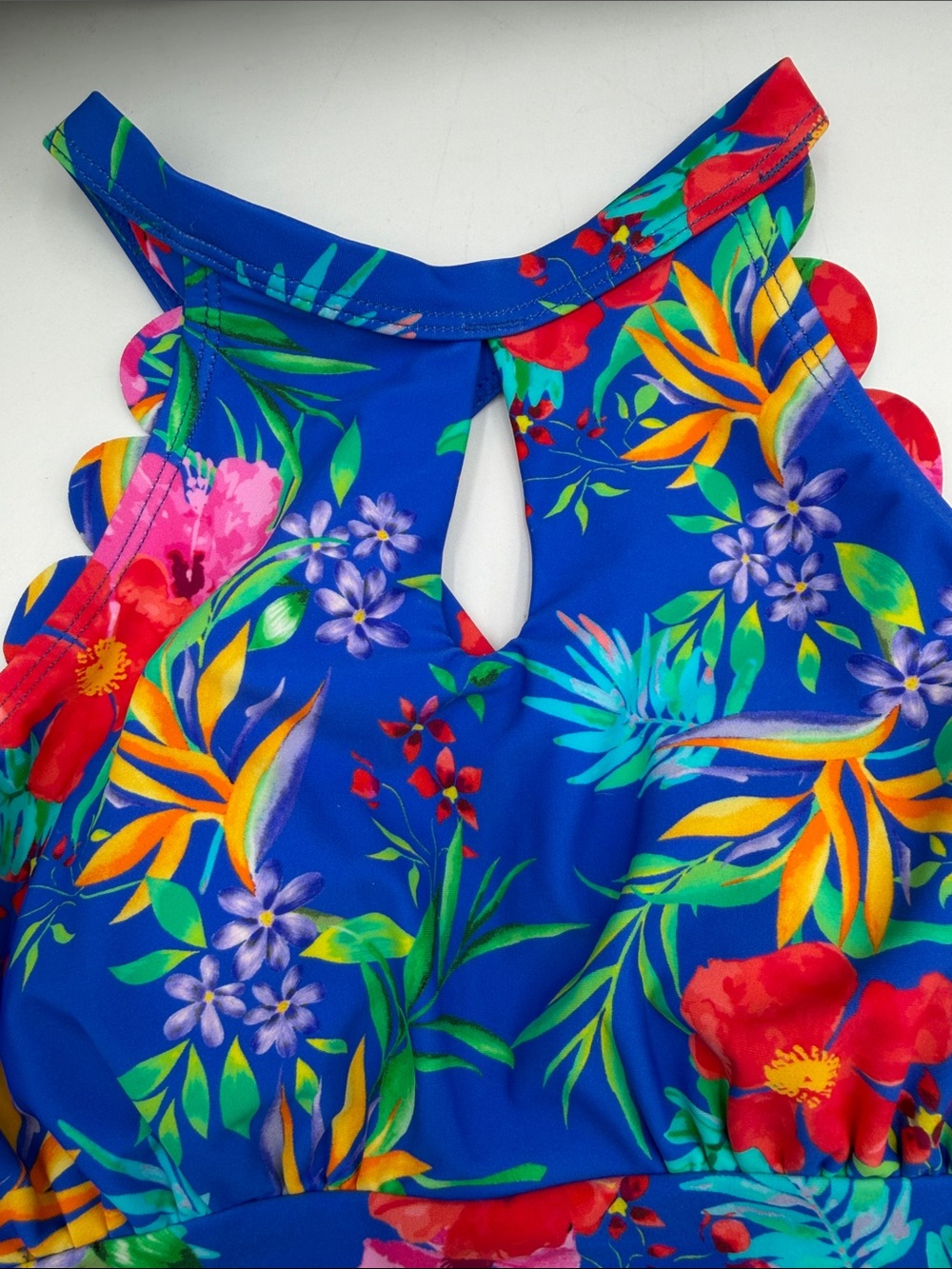 CUPSHE Twilight Garden Tummy Control Cross Back One-Piece Swimsuit Bathing Suit - Picture 6 of 10